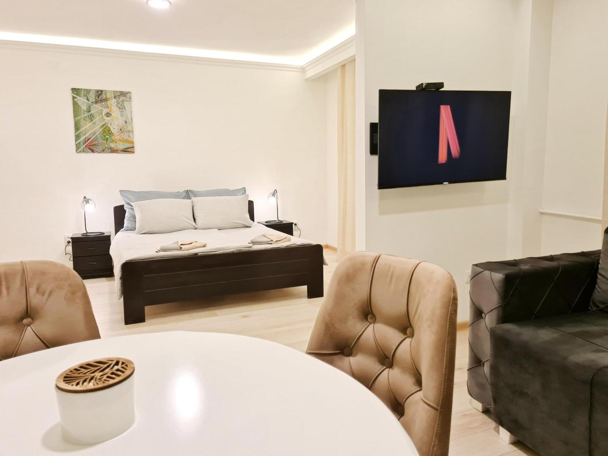 Modern Central Apartments Renovated Belgrado Esterno foto