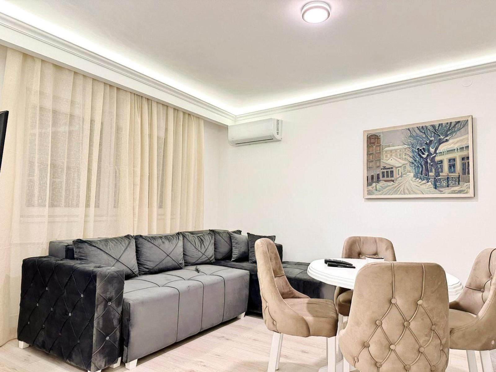 Modern Central Apartments Renovated Belgrado Esterno foto