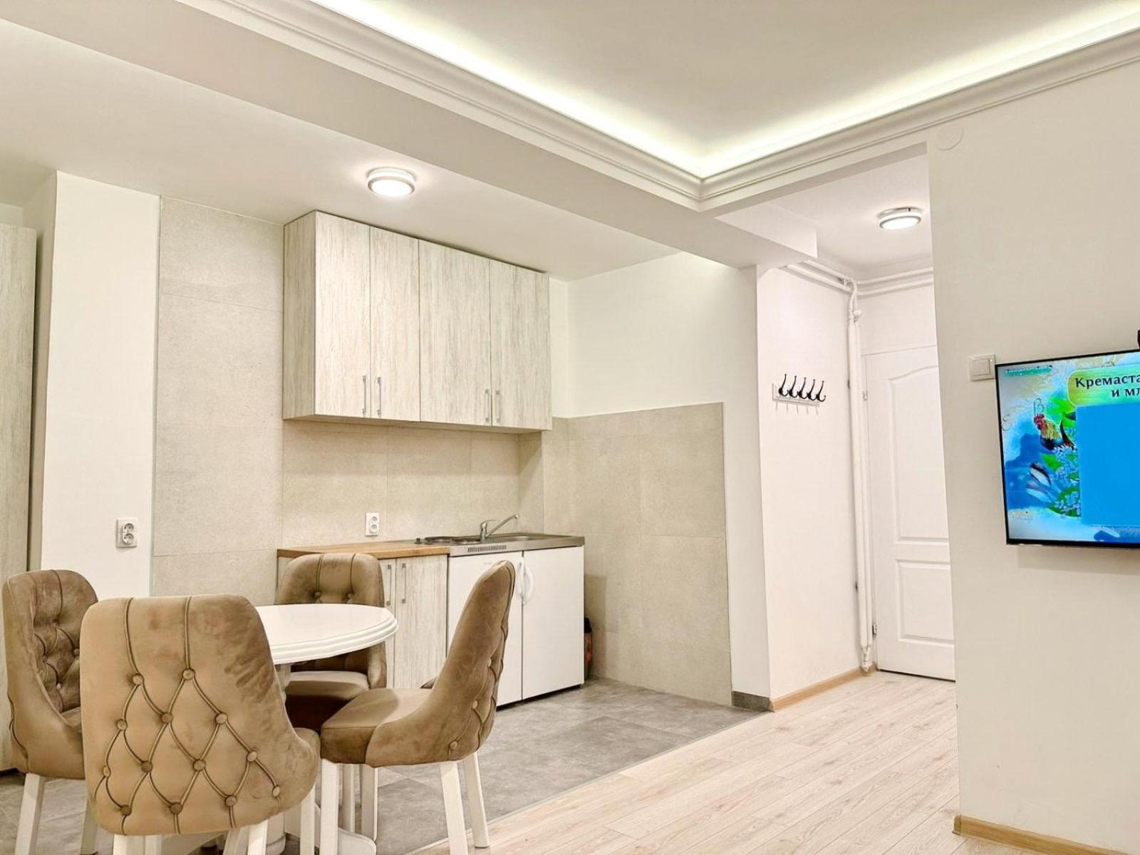 Modern Central Apartments Renovated Belgrado Esterno foto